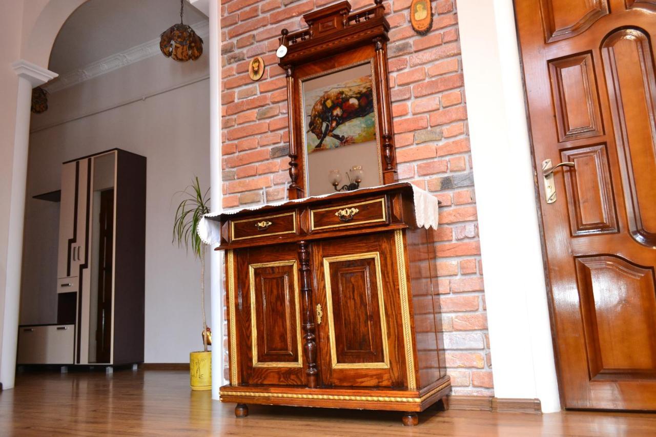 Apartment On Shevchenka Boulevard Tarnopol Zewnętrze zdjęcie